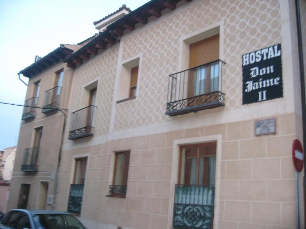 Hostal Don Jaime II Segovia Eksteriør bilde