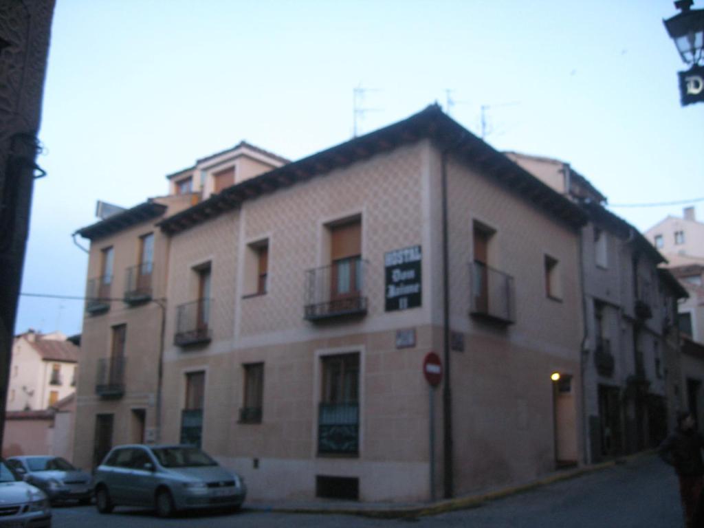 Hostal Don Jaime II Segovia Eksteriør bilde