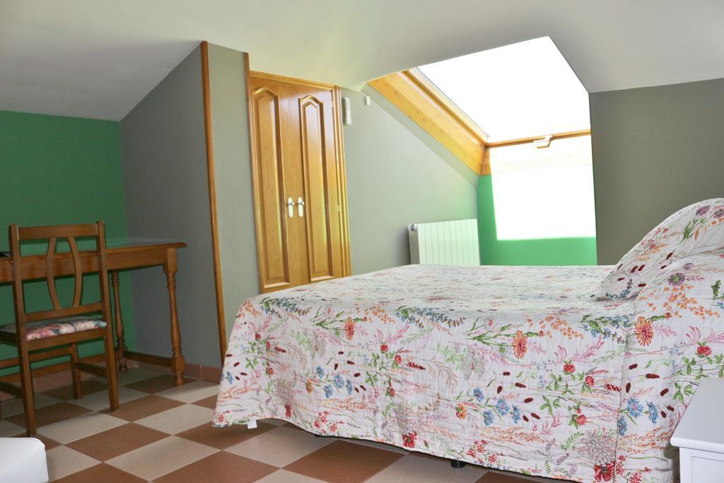 Hostal Don Jaime II Segovia Eksteriør bilde