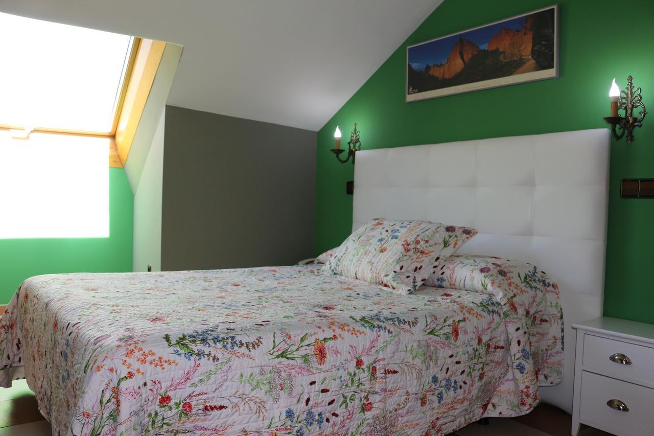 Hostal Don Jaime II Segovia Eksteriør bilde