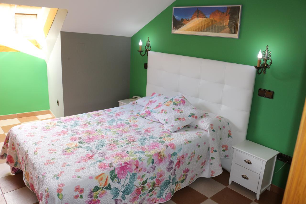 Hostal Don Jaime II Segovia Eksteriør bilde